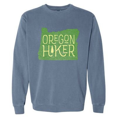 Oregon Hiker Outdoors Classic Retro Hiking Adventure Badge Garment-Dyed Sweatshirt