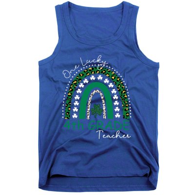 One Lucky 4th Grade Teacher St Patrick's Day 2022 'S Great Gift Tank Top