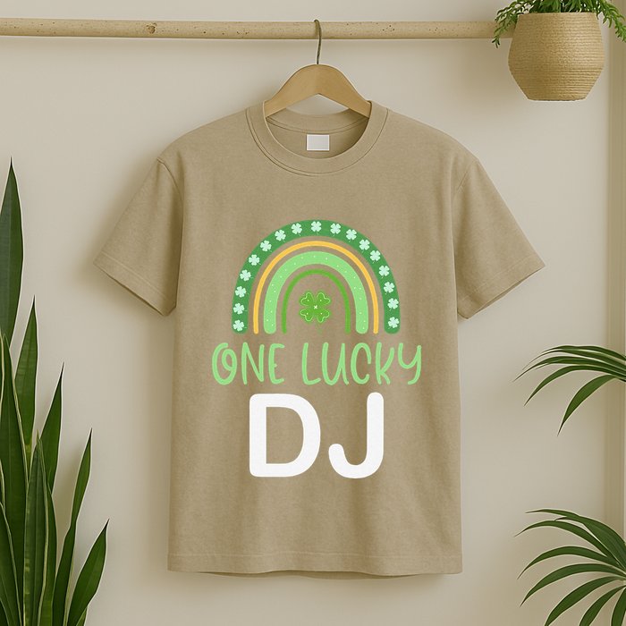 One Lucky Dj Funny St. PatrickS Day Deejay Disc Jockey T-Shirt