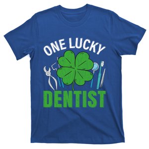 One Lucky Dentist Funny Saint Patricks Day Graphic Gift T-Shirt