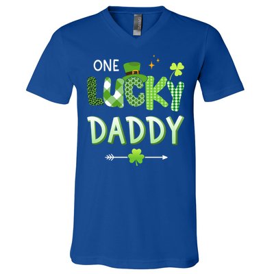 One Lucky Daddy For St Patricks Day Family Dad Gift V-Neck T-Shirt