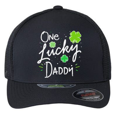 One Lucky Dad Matching St Patricks Day New Daddy Flexfit Unipanel Trucker Cap