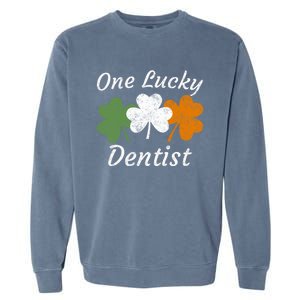 One Lucky Dentist St Patrick's Day Irish Shamrock Flag Gift Garment-Dyed Sweatshirt