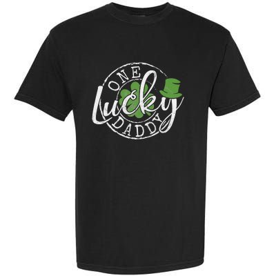 One Lucky Daddy Funny Father Irish Clovers St Patrick's Day Garment-Dyed Heavyweight T-Shirt