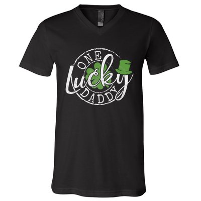 One Lucky Daddy Funny Father Irish Clovers St Patrick's Day V-Neck T-Shirt