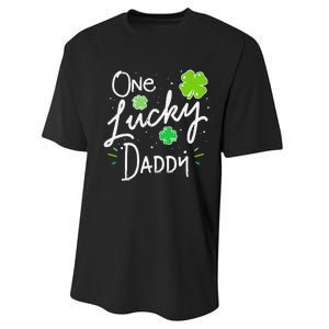 One Lucky Dad Matching St Patricks Day New Daddy Performance Sprint T-Shirt