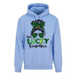 One Lucky Grandma Messy Bun St Patricks Day Leopard Shamrock Unisex Surf Hoodie