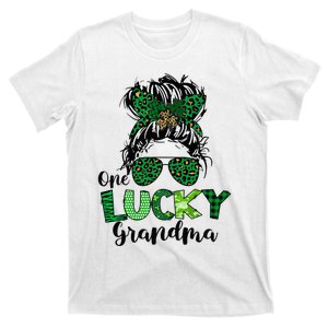 One Lucky Grandma Messy Bun St Patricks Day Leopard Shamrock T-Shirt