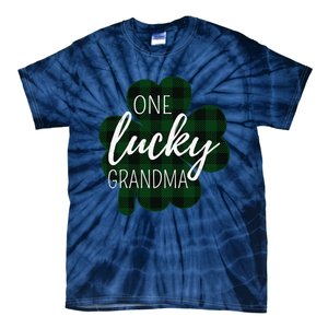 One Lucky Grandma Plaid Shamrock St Patricks Day Granny Tie-Dye T-Shirt