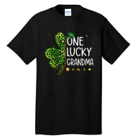 One Lucky Grandma Irish Shamrock St Patricks Day Fun Family Tall T-Shirt