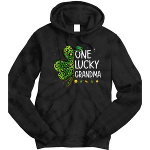 One Lucky Grandma Irish Shamrock St Patricks Day Fun Family Tie Dye Hoodie