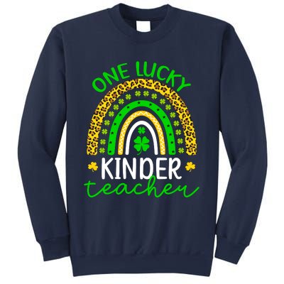 One Lucky Kinder Teacher St Patricks Day Teacher Rainbow Graphic Plus Size Sweatshirt