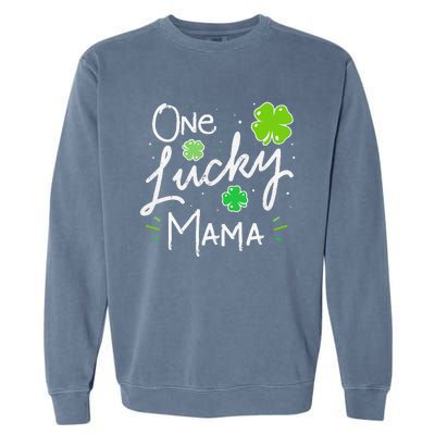 One Lucky Mama St Patricks Day WoMom Mother Shamrock Garment-Dyed Sweatshirt