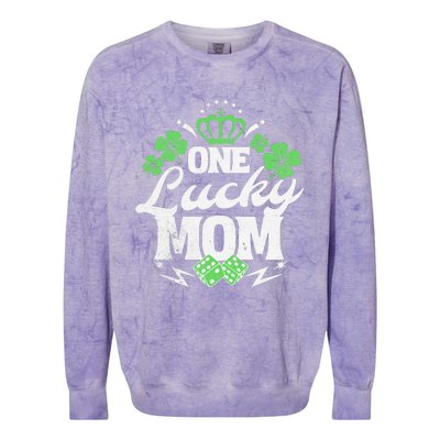 One Lucky Mom St Patricks Day Gift Vintage 70s Dice Colorblast Crewneck Sweatshirt