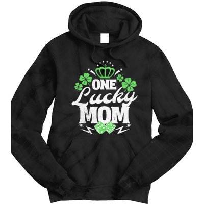 One Lucky Mom St Patricks Day Gift Vintage 70s Dice Tie Dye Hoodie