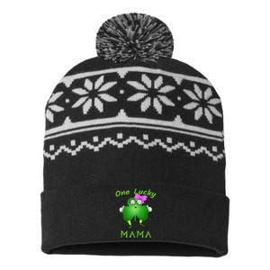 One Lucky Mama Pink Bow Shamrock St Patrick's Day Irish Mom USA-Made Snowflake Beanie