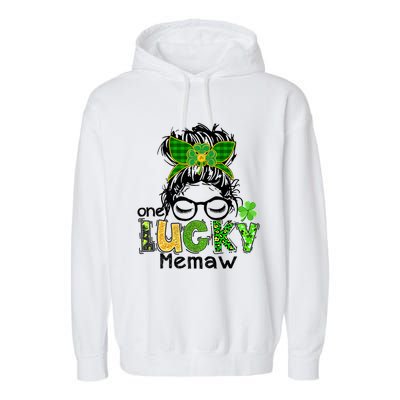 One Lucky Memaw Messy Bun Leopard St Patricks Day Meaningful Gift Garment-Dyed Fleece Hoodie