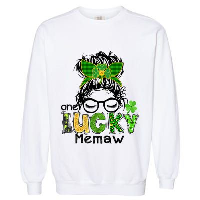 One Lucky Memaw Messy Bun Leopard St Patricks Day Meaningful Gift Garment-Dyed Sweatshirt
