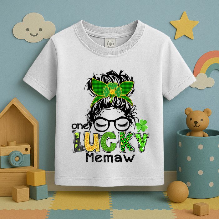 One Lucky Memaw Messy Bun Leopard St Patricks Day Meaningful Gift Toddler T-Shirt