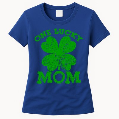 One Lucky Mom Vintage St Patricks Day Gift Womens T-Shirt