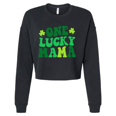 One Lucky Mama Retro Vintage St Patrick's Day Clothes Cropped Pullover Crew