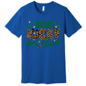 One Lucky Nurse Funny St Patricks Day Irish Nurses Shamrock Cute Gift Premium T-Shirt