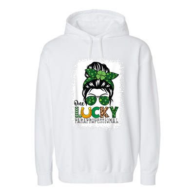 One Lucky Para St Patricks Day Shamrock Paraprofessional Garment-Dyed Fleece Hoodie