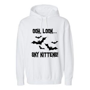 Oh Look Sky Kittens Bat Halloween Bats Garment-Dyed Fleece Hoodie