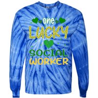 One Lucky Social Worker Saint Patrick’s Day Social Worker Cute Gift Tie-Dye Long Sleeve Shirt