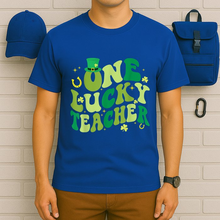 One Lucky Teacher Retro Vintage St PatrickS Day T-Shirt