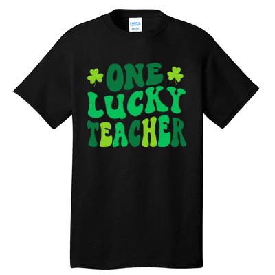 One Lucky Teacher Retro Groovy Shamrock St Patricks Day Tall T-Shirt