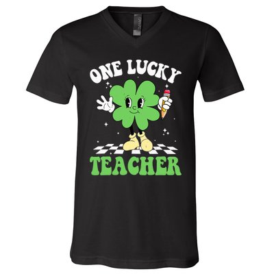 One Lucky Teacher Retro Groovy Shamrock St Patricks Day V-Neck T-Shirt