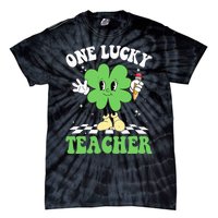 One Lucky Teacher Retro Groovy Shamrock St Patricks Day Tie-Dye T-Shirt