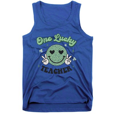 One Lucky Teacher Retro St Patrick’s Day School Appreciation Gift Tank Top