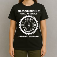 Oldsmobile Motors Final Assembly Graphic Classic Car Show T-Shirt