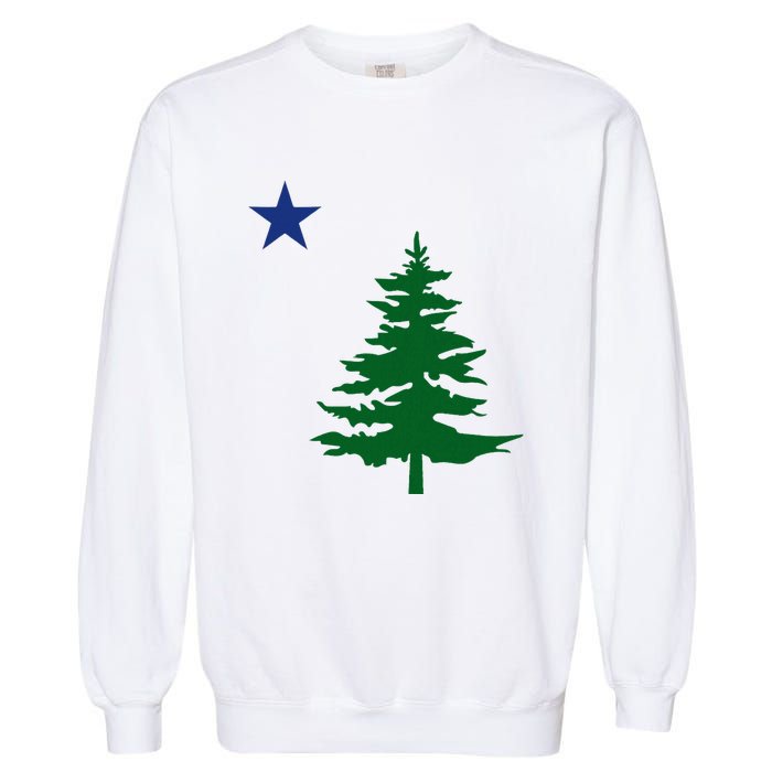 Old Maine State Flag 1901 Pine Tree Star Garment-Dyed Sweatshirt