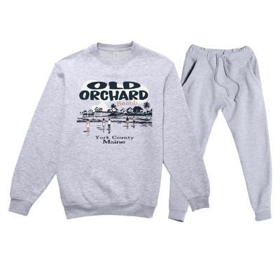 Old Orchard Beach Maine Premium Crewneck Sweatsuit Set