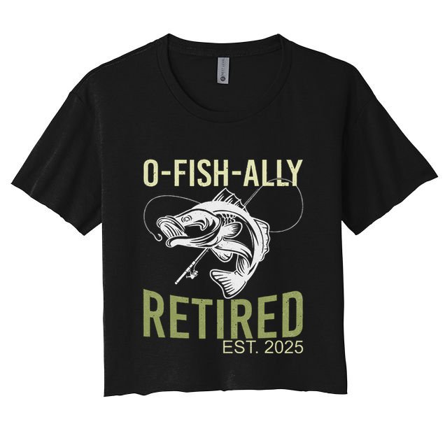 Ofishally Retired Est 2025 Fisherman Fishing Retirement Crop Top