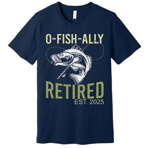 Ofishally Retired Est 2025 Fisherman Fishing Retirement Premium T-Shirt