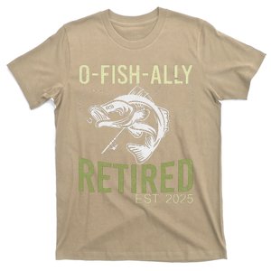 Ofishally Retired Est 2025 Fisherman Fishing Retirement T-Shirt