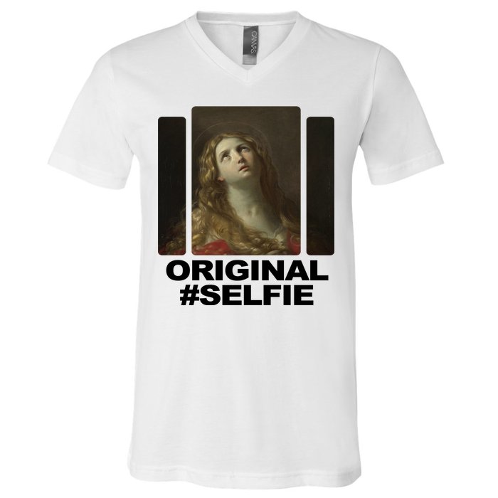 Original Selfie Mary V-Neck T-Shirt