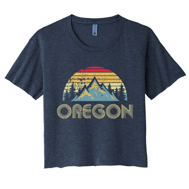 Oregon Retro Vintage Mountains Nature Hiking T Women's Crop Top Tee