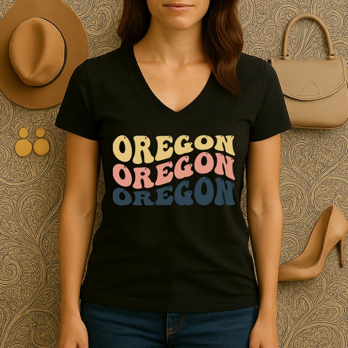 Oregon Retro Waves Women's V-Neck T-Shirt