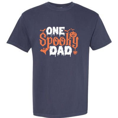 One Spooky Dad Funny Halloween Gifts For Daddy / Father Garment-Dyed Heavyweight T-Shirt