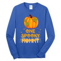 One Spooky Mommy Funny Family Halloween Matching Funny Gift Great Gift Tall Long Sleeve T-Shirt