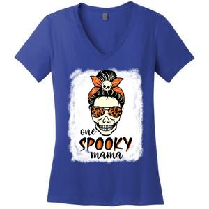 One Spooky Mama Gift Messy Bun Witch Mom Halloween Funny Gift Women's V-Neck T-Shirt