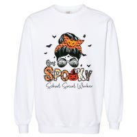 One Spooky School Social Worker Messy Bun Women Halloween Garment-Dyed Sweatshirt