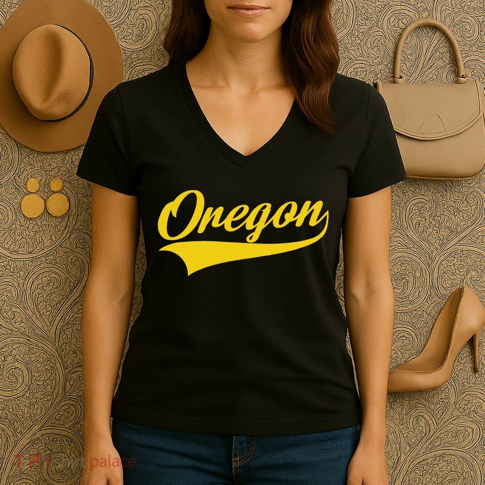 Oregon Throwback Design Print Classic Women's V-Neck T-Shirt