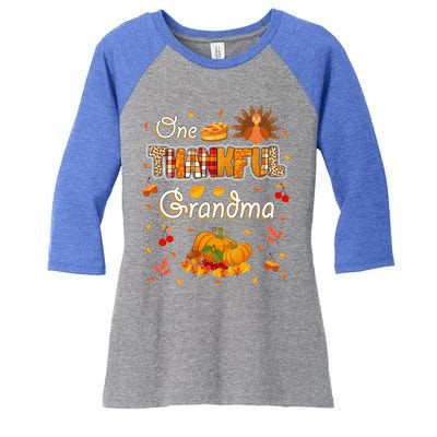 One Thankful Grandma Fall Leaves Autumn Grandma Thanksgiving Gift Women's Tri-Blend 3/4-Sleeve Raglan Shirt