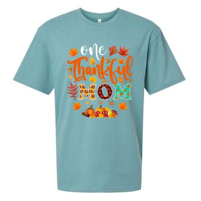 One Thankful Mom Cute Gift Funny Fall Autumn Thanksgiving Gift Sueded Cloud Jersey T-Shirt